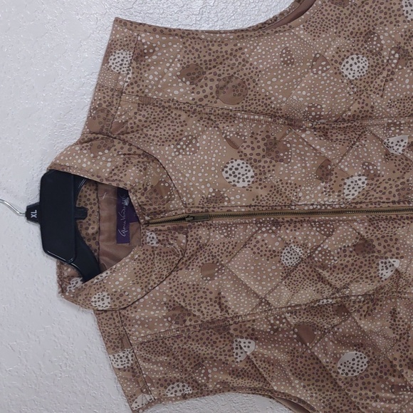 Gloria Vanderbilt Vest - Picture 3 of 17
